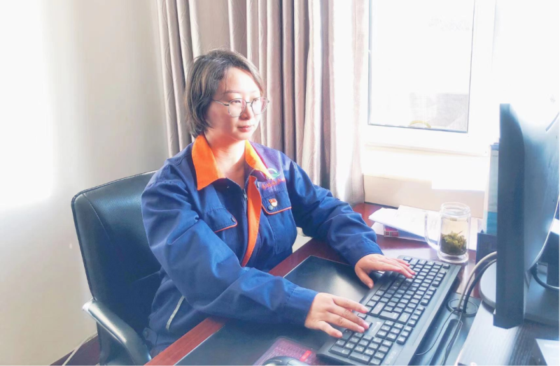 省物產(chǎn)集團(tuán)黨務(wù)工作者、先進(jìn)模范持續(xù)熱議黨的二十大精神（二）